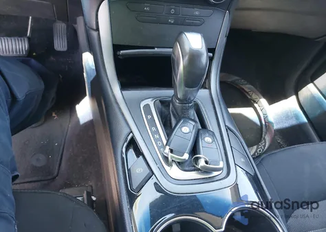 2017 Ford Edge Se z USA, uszkodzony, nr VIN 2FMPK3G90HBB89236